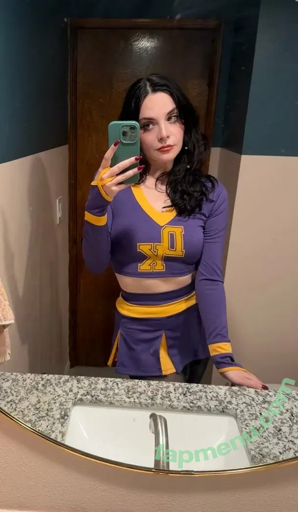 Bailey Meyers nude photo #0102 (bailienvspredator)