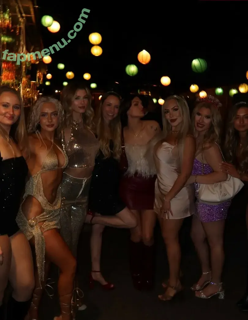 Bailey Stewart nude photo #0146 (baileymstewart / baileymstewartt)