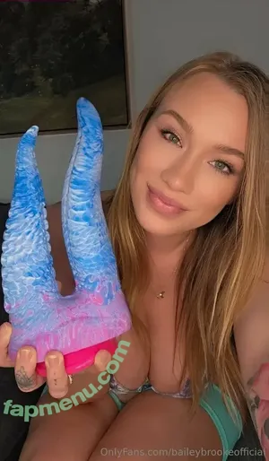 baileybrookeofficial / baileybrookebackup nude photo #0200