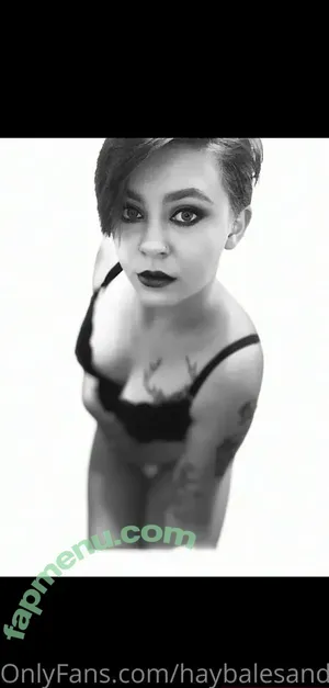  nude photo #0001