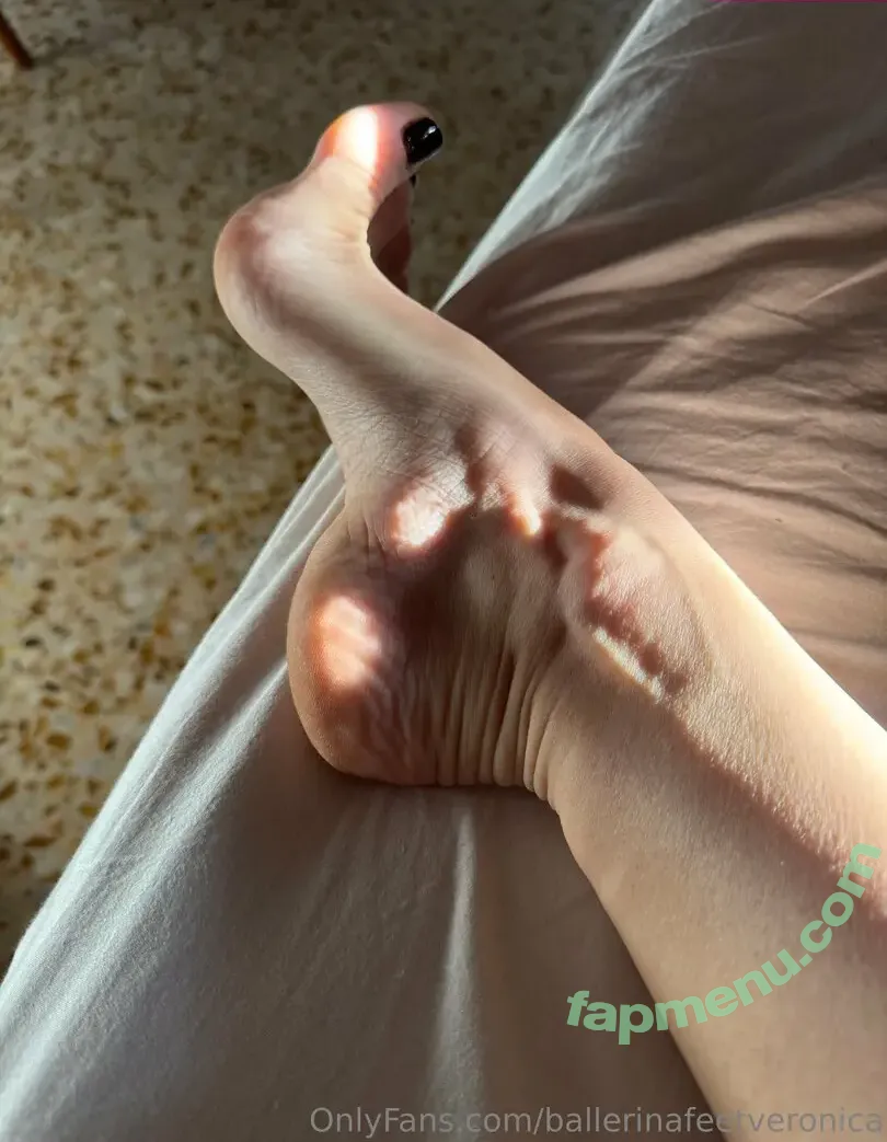 ballerinafeetveronica nude photo #0007 (veronica_arched)