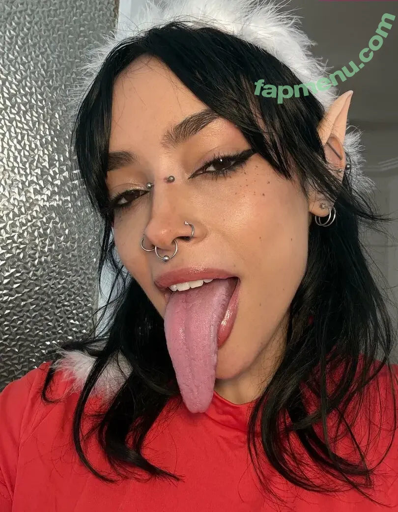 bambi.tube nude photo #0032 (adizthebam)