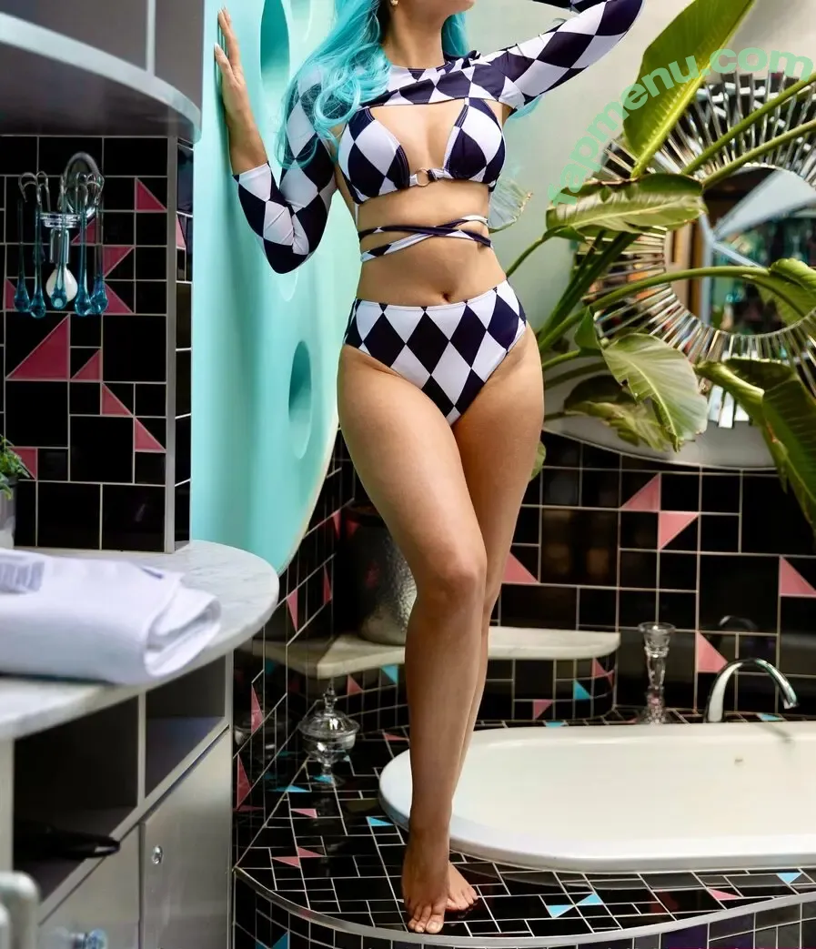 bambibluehairfree nude photo #0219 (bambiblueee)