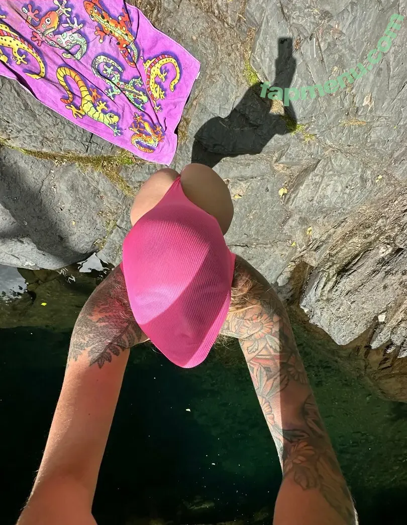 bananabis nude photo #0064 (bananabis)