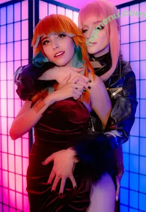 Bananahpeel nude photo #0024