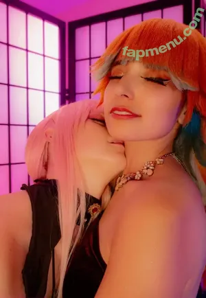 Bananahpeel nude photo #0040