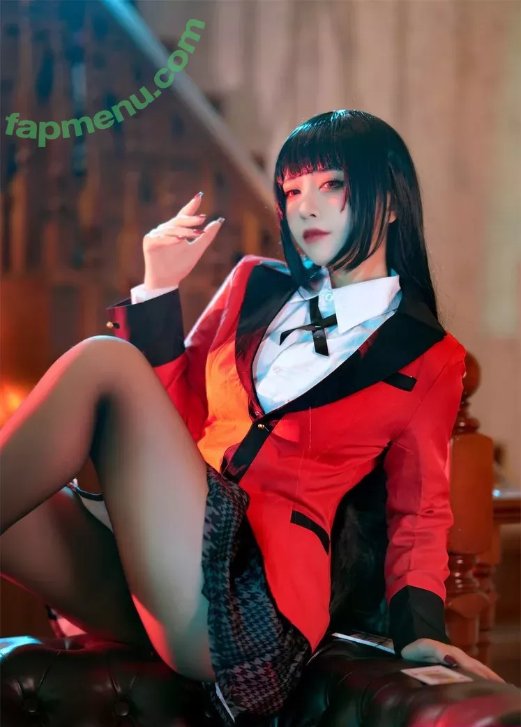 Banbanko nude photo #0001 (BANBANKO_ / 半半子)