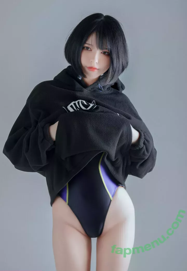 Banbanko nude photo #0126 (BANBANKO_ / 半半子)