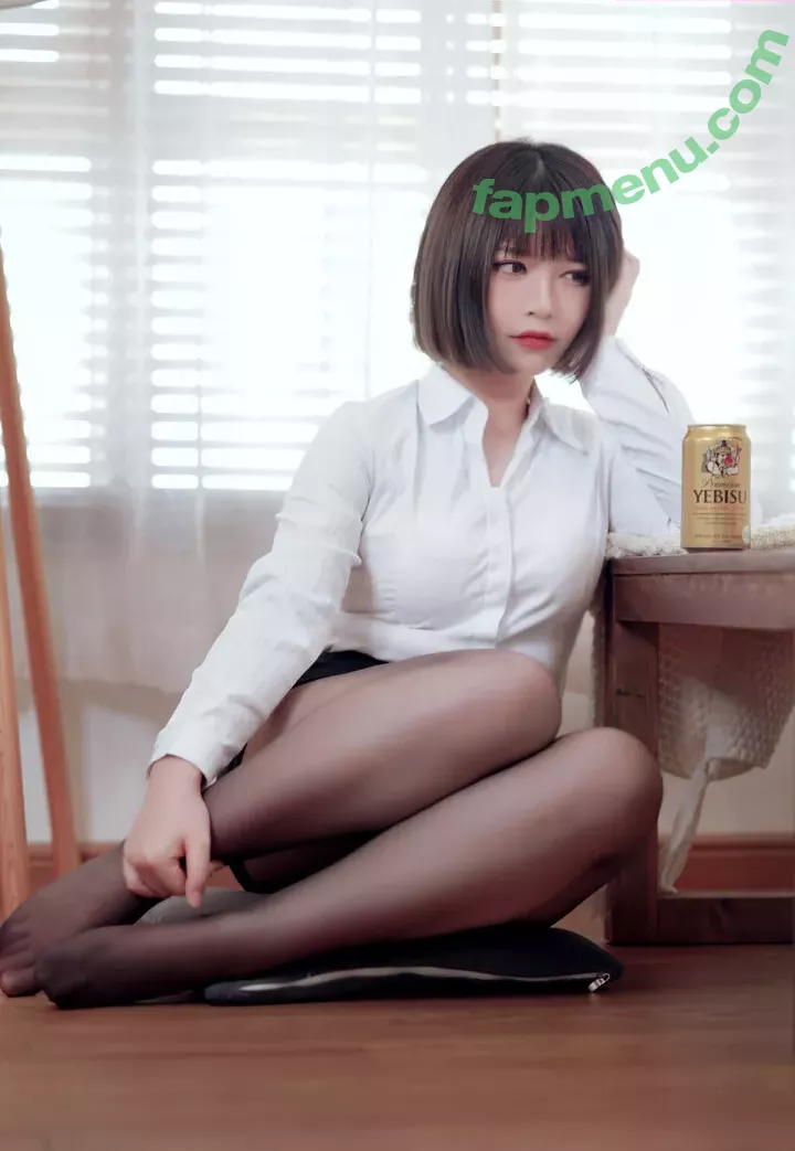 Banbanko nude photo #0130 (BANBANKO_ / 半半子)