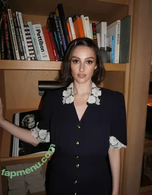 Banks / hernameisbanks nude photo #0164