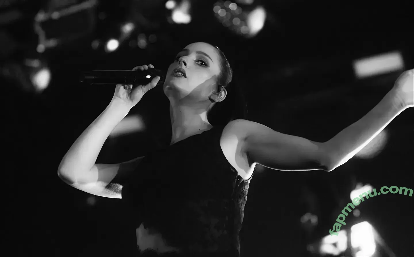 Banks nude photo #0209 (hernameisbanks)