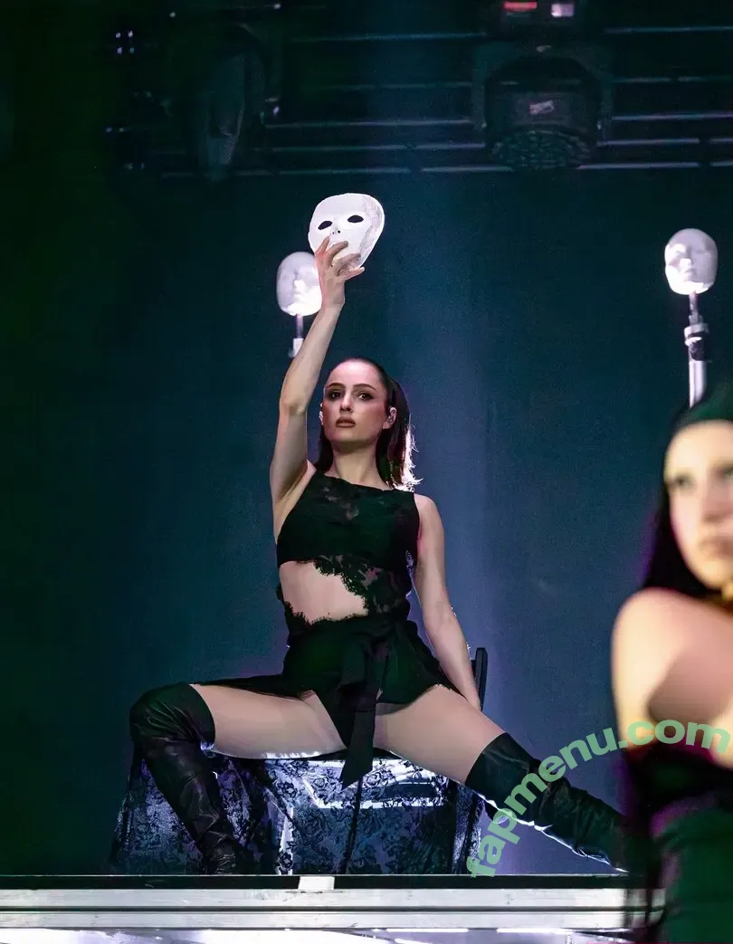 Banks nude photo #0212 (hernameisbanks)