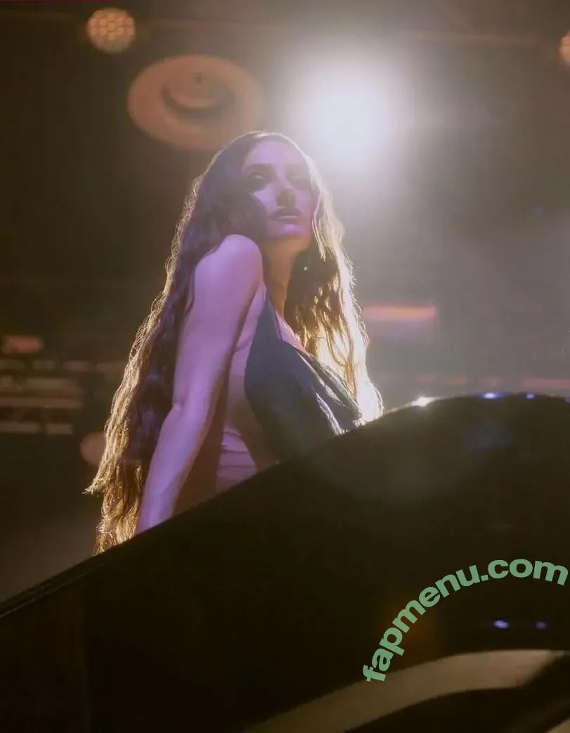 Banks nude photo #0219 (hernameisbanks)