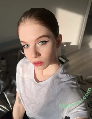 bannannahanna / b_sukmo / bannannana nude photo #0045