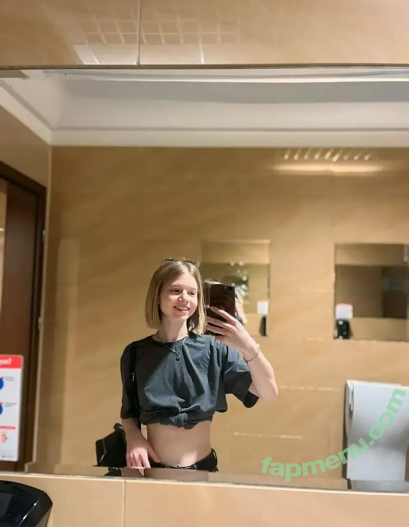 bannannahanna nude photo #0054 (b_sukmo / bannannana)