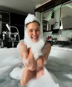 Bar Refaeli / barrefaeli nude photo #0594