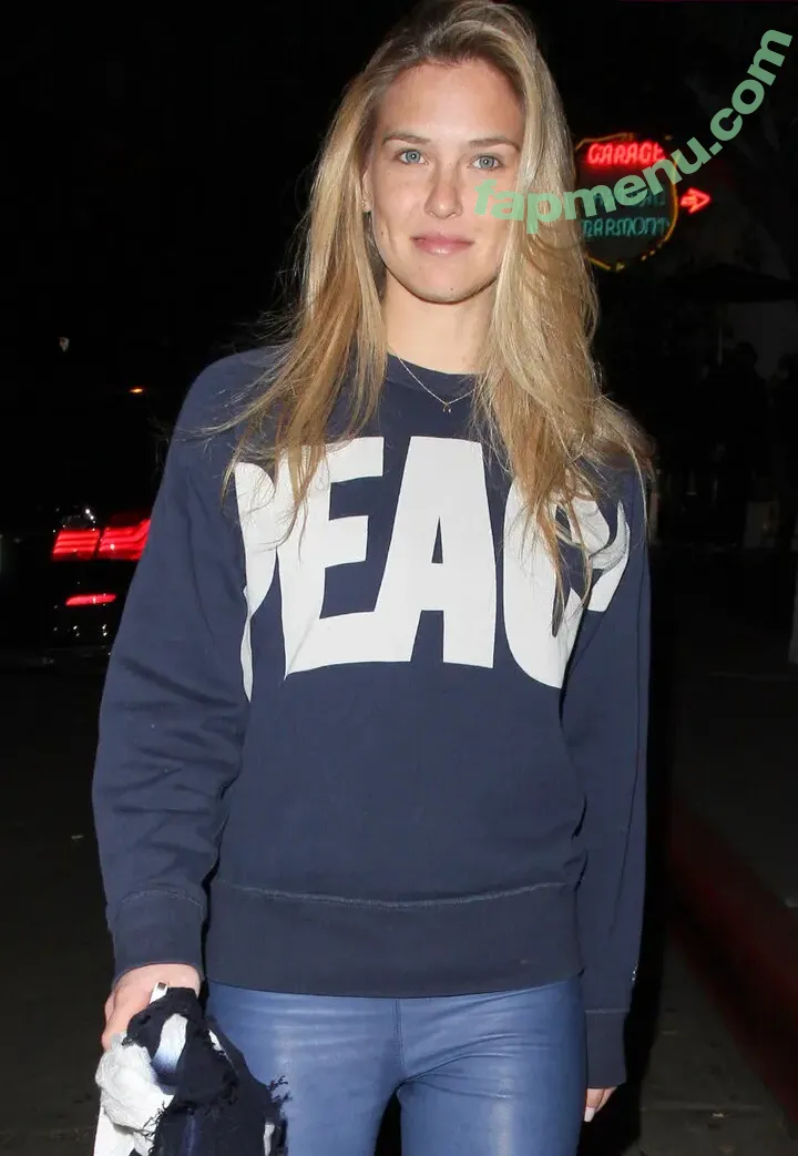 Bar Refaeli nude photo #0513 (bar.refaeli / barrefaeli)