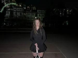 barbaepapa / gözde balcı nude photo #0030