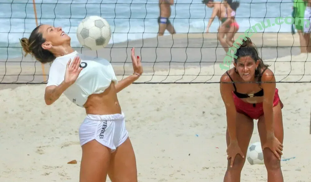 Barbara Coelho nude photo #0971 (barbarapcoelho)