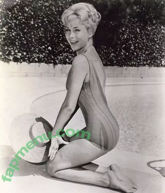 Barbara Eden nude photo #0008 (officialbarbaraeden)