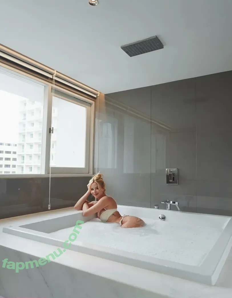 Barbara França nude photo #0229 (barbarafrancaa / francabarbaraa)