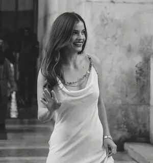 Barbara Palvin / realbarbarapalvin nude photo #0843