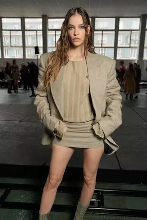 Barbara Palvin / realbarbarapalvin nude photo #0863