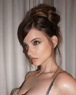 Barbara Palvin / realbarbarapalvin nude photo #0980