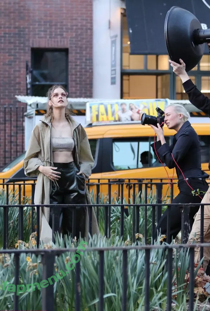 Barbara Palvin nude photo #0899 (realbarbarapalvin)