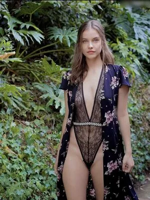 Barbara Palvin / realbarbarapalvin nude photo #1112