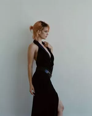 Barbara Palvin / realbarbarapalvin nude photo #1130