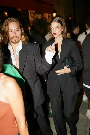 Barbara Palvin / realbarbarapalvin nude photo #1170