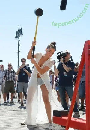 Barbara Palvin / realbarbarapalvin nude photo #1770