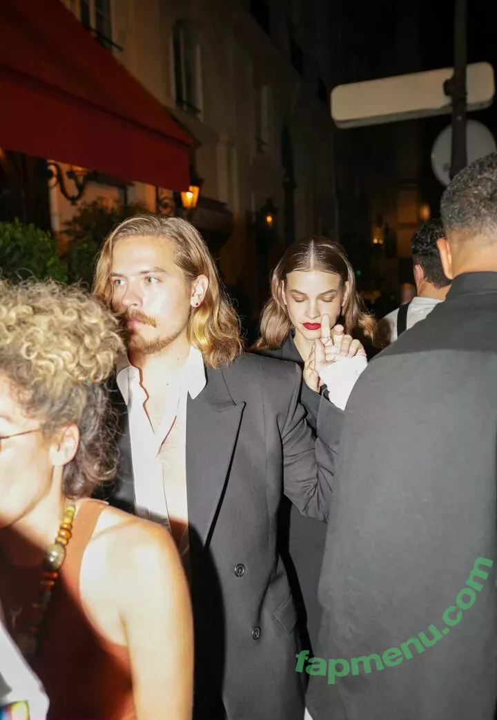 Barbara Palvin nude photo #1177 (realbarbarapalvin)