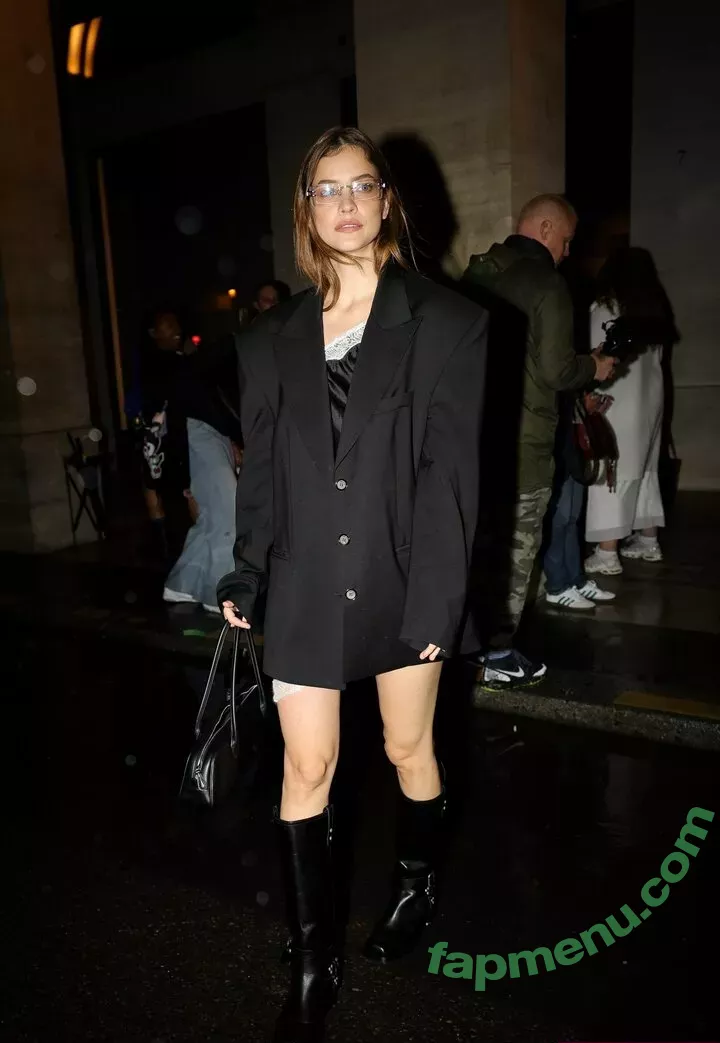 Barbara Palvin nude photo #1342 (realbarbarapalvin)