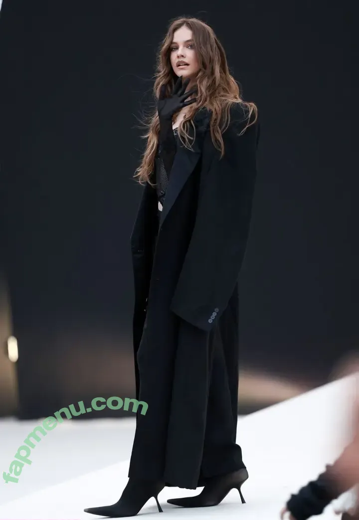 Barbara Palvin nude photo #1856 (realbarbarapalvin)