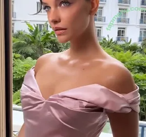 Barbara Palvin / realbarbarapalvin nude photo #2249