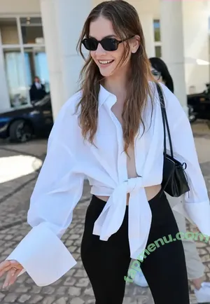 Barbara Palvin / realbarbarapalvin nude photo #2334