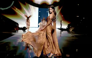 Barbara Palvin / realbarbarapalvin nude photo #2543