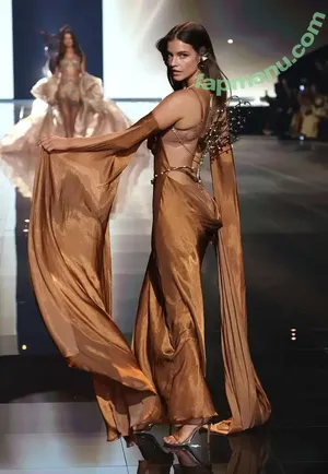 Barbara Palvin / realbarbarapalvin nude photo #2547