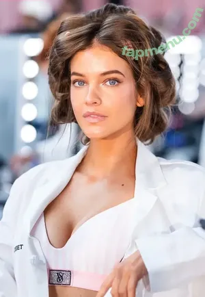 Barbara Palvin / realbarbarapalvin nude photo #2575