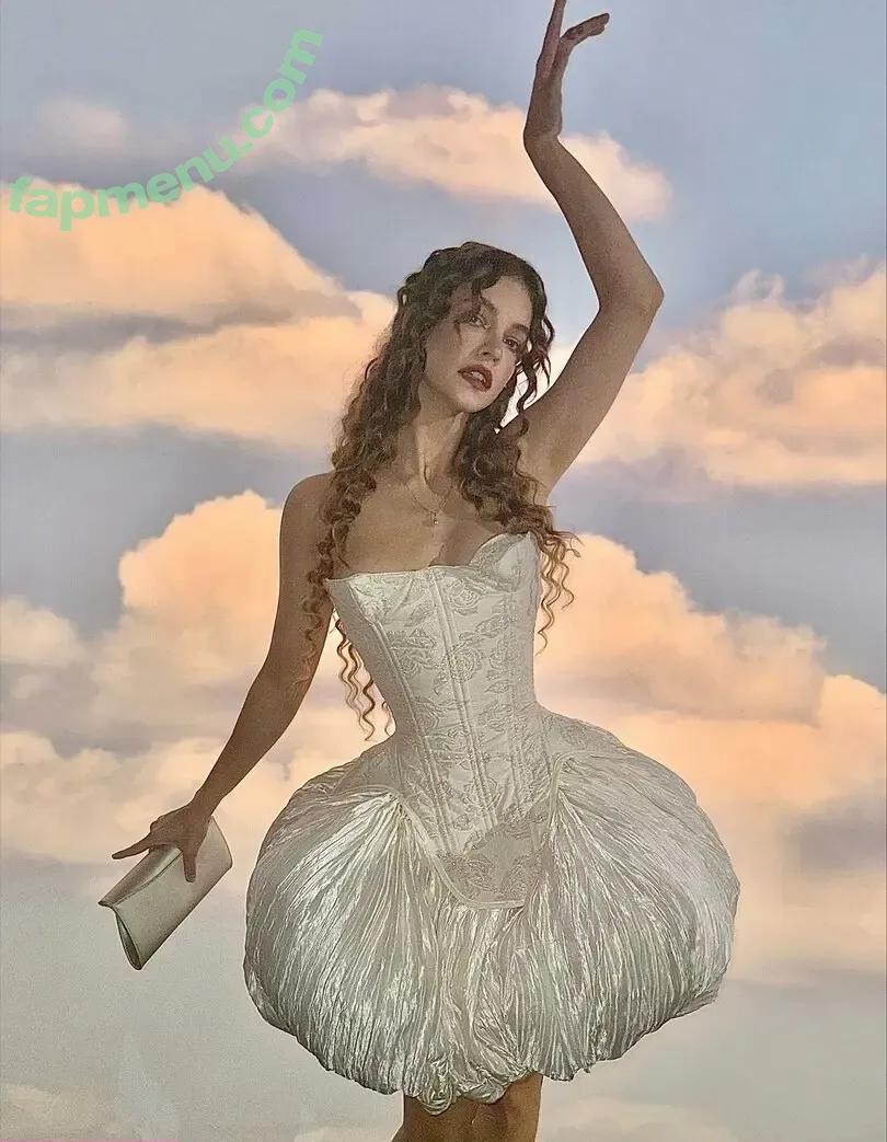 Barbara Palvin nude photo #2592 (realbarbarapalvin)