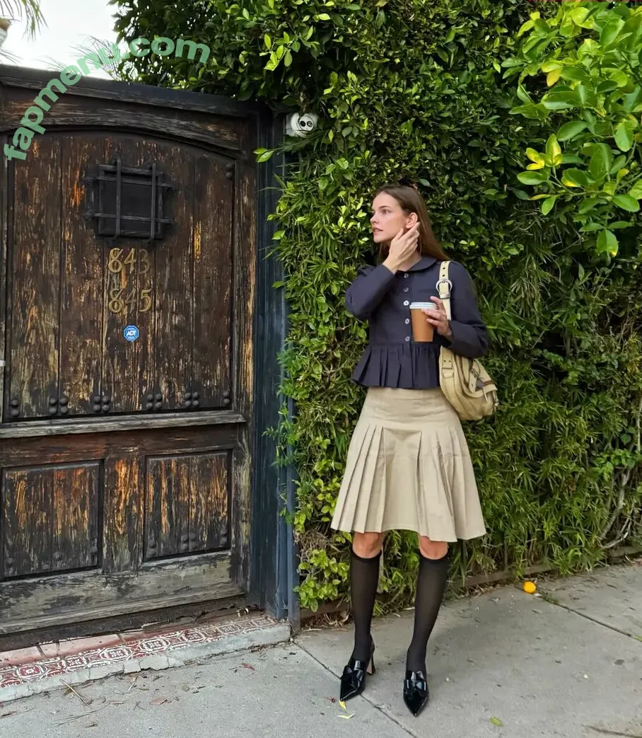 Barbara Palvin nude photo #2651 (realbarbarapalvin)