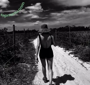 Barbara Paz / barbararaquelpaz nude photo #0101