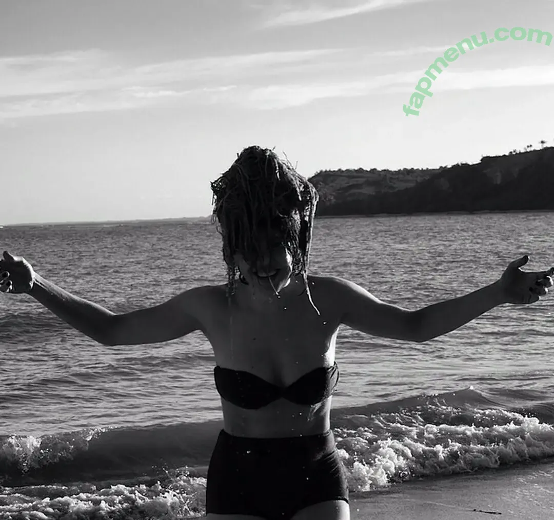 Barbara Paz nude photo #0099 (barbararaquelpaz)