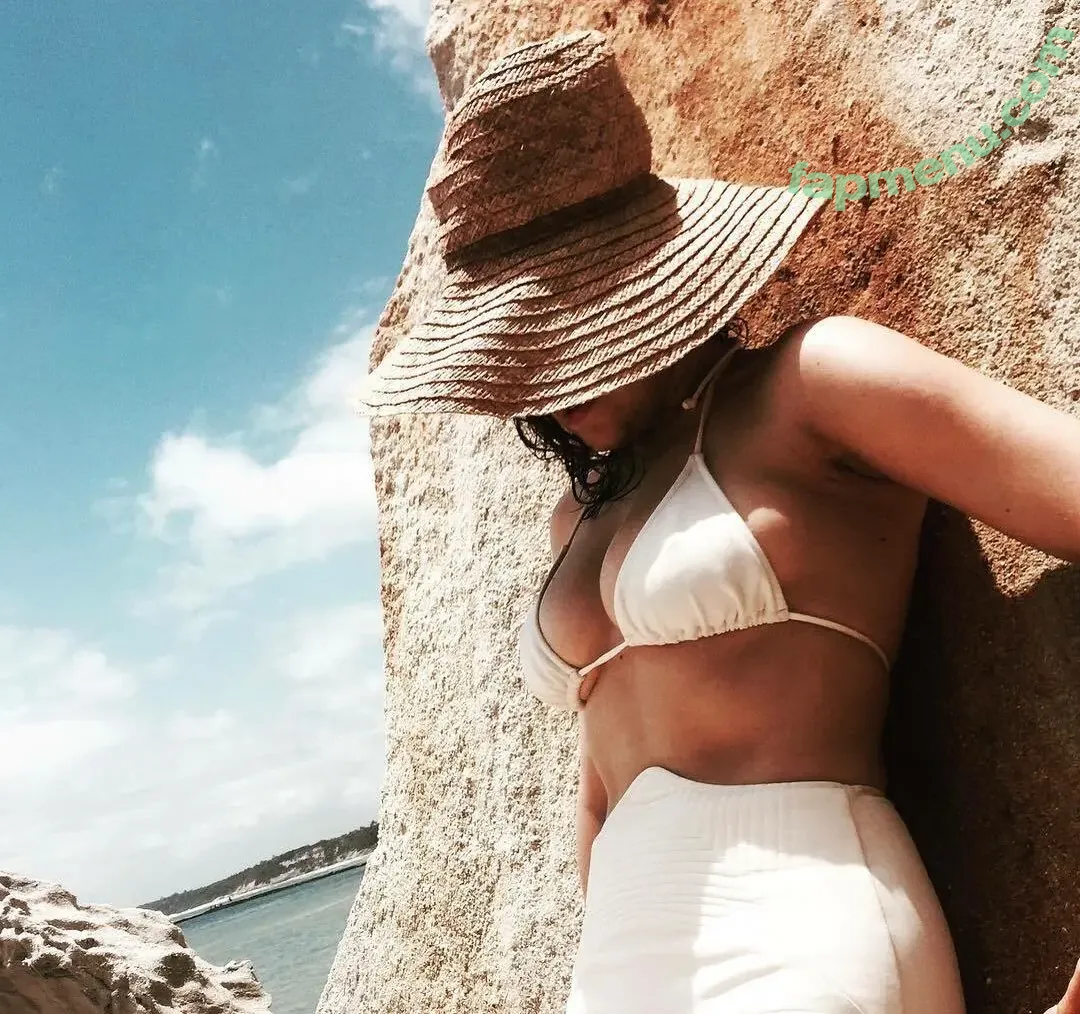 Barbara Paz nude photo #0100 (barbararaquelpaz)