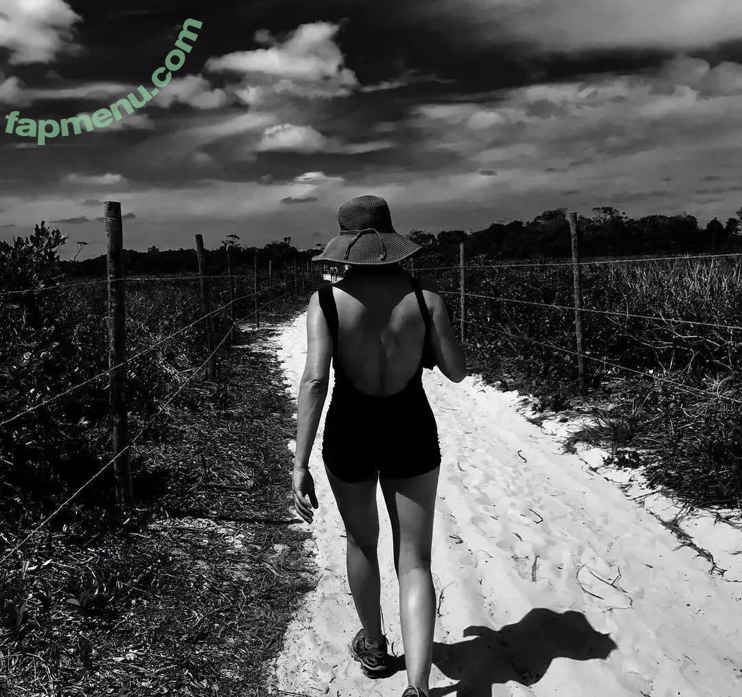 Barbara Paz nude photo #0101 (barbararaquelpaz)