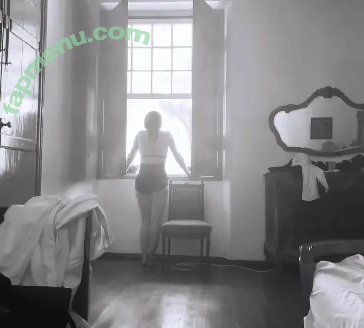 Barbara Paz nude photo #0115 (barbararaquelpaz)