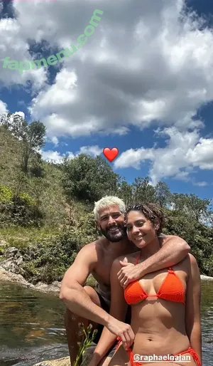 Barbara Reis / barbaraareis nude photo #0037