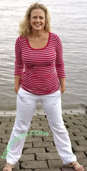 Barbara Schöneberger / sarahtoninx9_ nude photo #0145